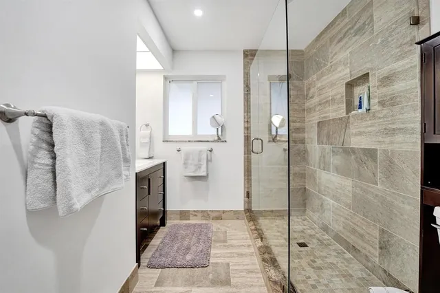 $6,750 | 2030 Northeast 62nd Street, Fort Lauderdale, FL 33308