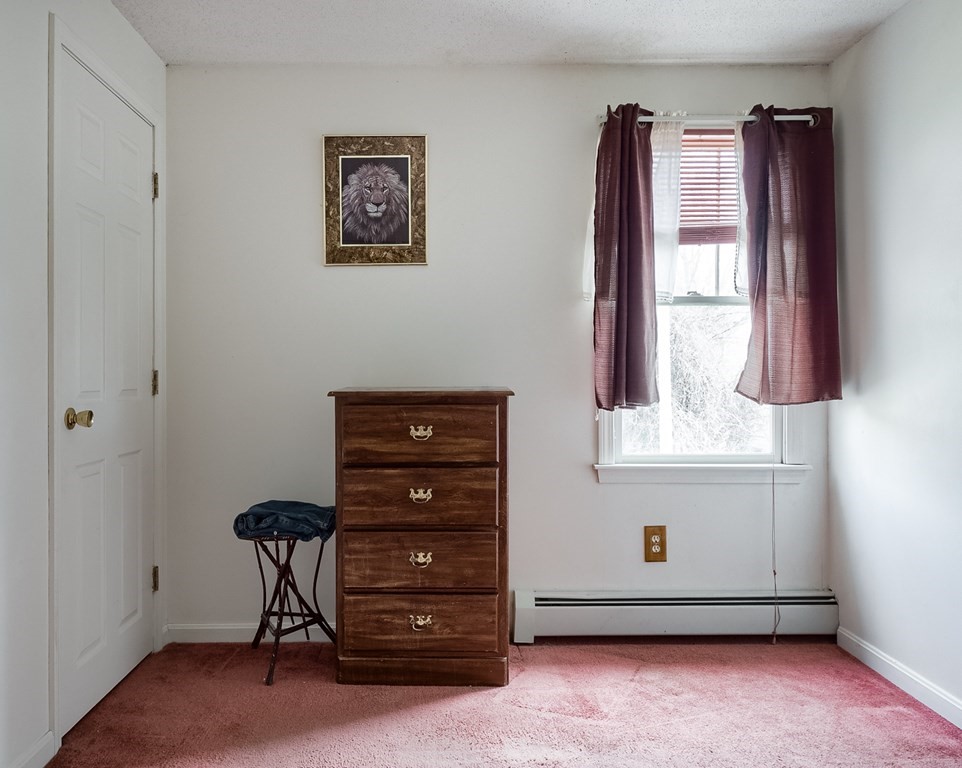 40 Vincent Circle Worcester, MA 01604 - Photo 11 of 14 Gallery Image 11