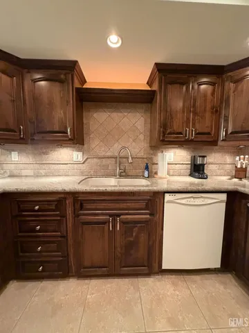 $240,000 | Undisclosed Address, Taft, CA 93268