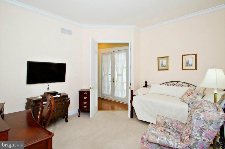 5209 East Joppa Road Perry Hall, MD 21128 - Photo 17 of 30 Den
