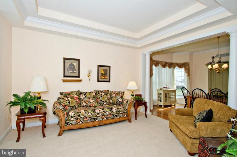 5209 East Joppa Road Perry Hall, MD 21128 - Photo 8 of 30 Living Room