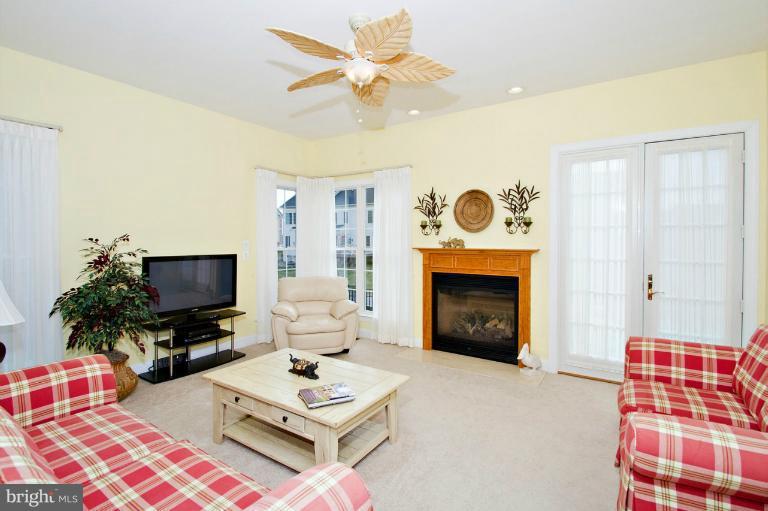 5209 East Joppa Road Perry Hall, MD 21128 - Photo 10 of 30 Family Room
