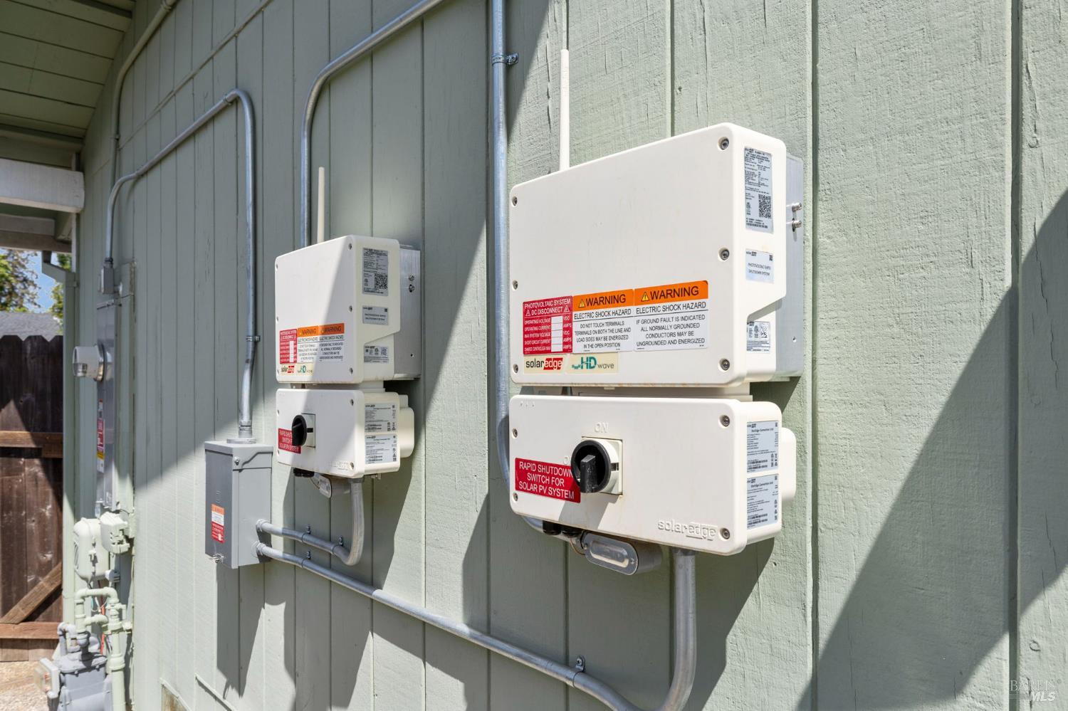 5328 Daniel Drive Rohnert Park, CA 94928 - Photo 25 of 42 a utility room with dryer and washer