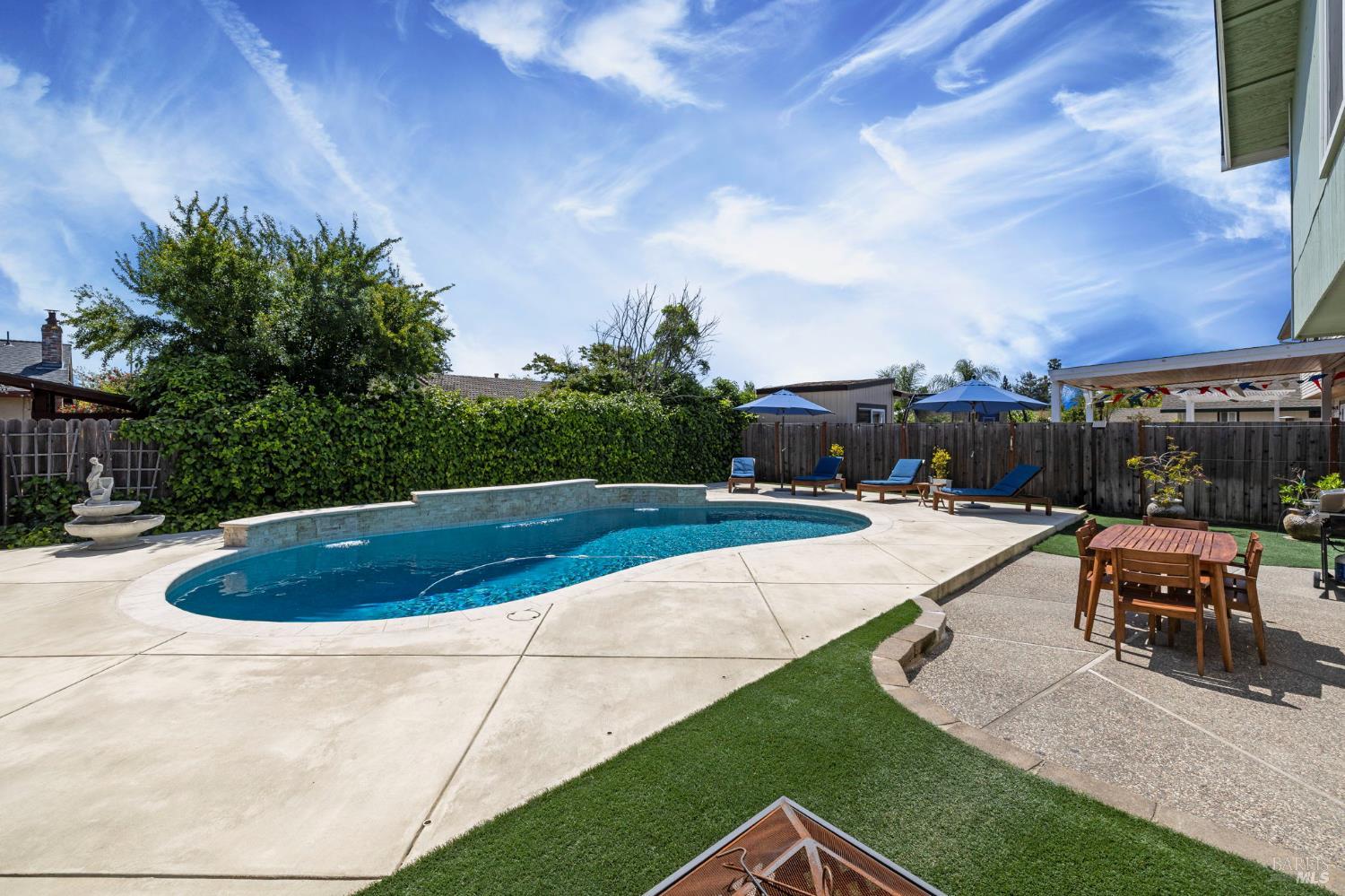 5328 Daniel Drive Rohnert Park, CA 94928 - Photo 31 of 42 a view of a backyard with sitting area