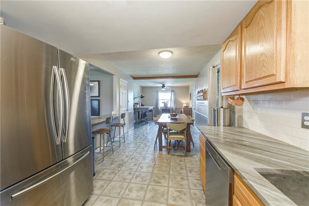 829 Coach Road Indianapolis, IN 46227 - Photo 10 of 28 Gallery Image 10