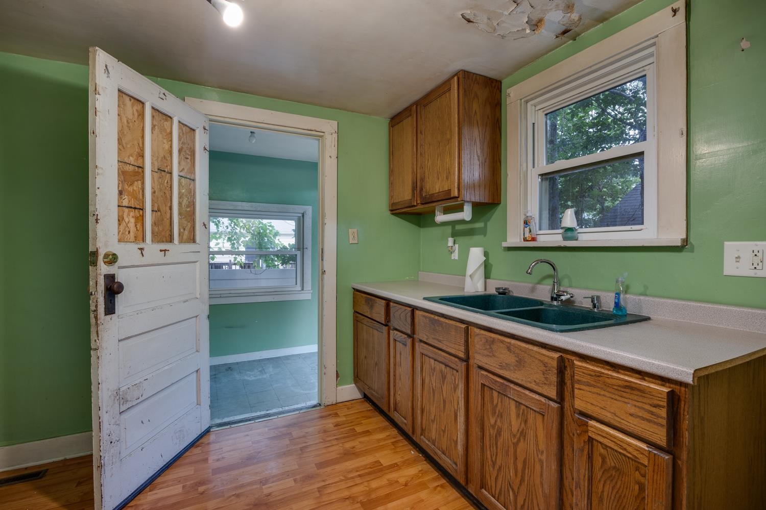 1872 Fayette Avenue Beloit, WI 53511 - Photo 10 of 28