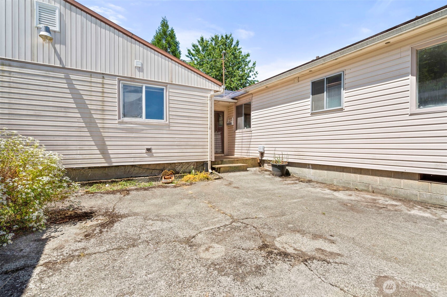 905 Peters Street Raymond, WA 98577 - Photo 20 of 29