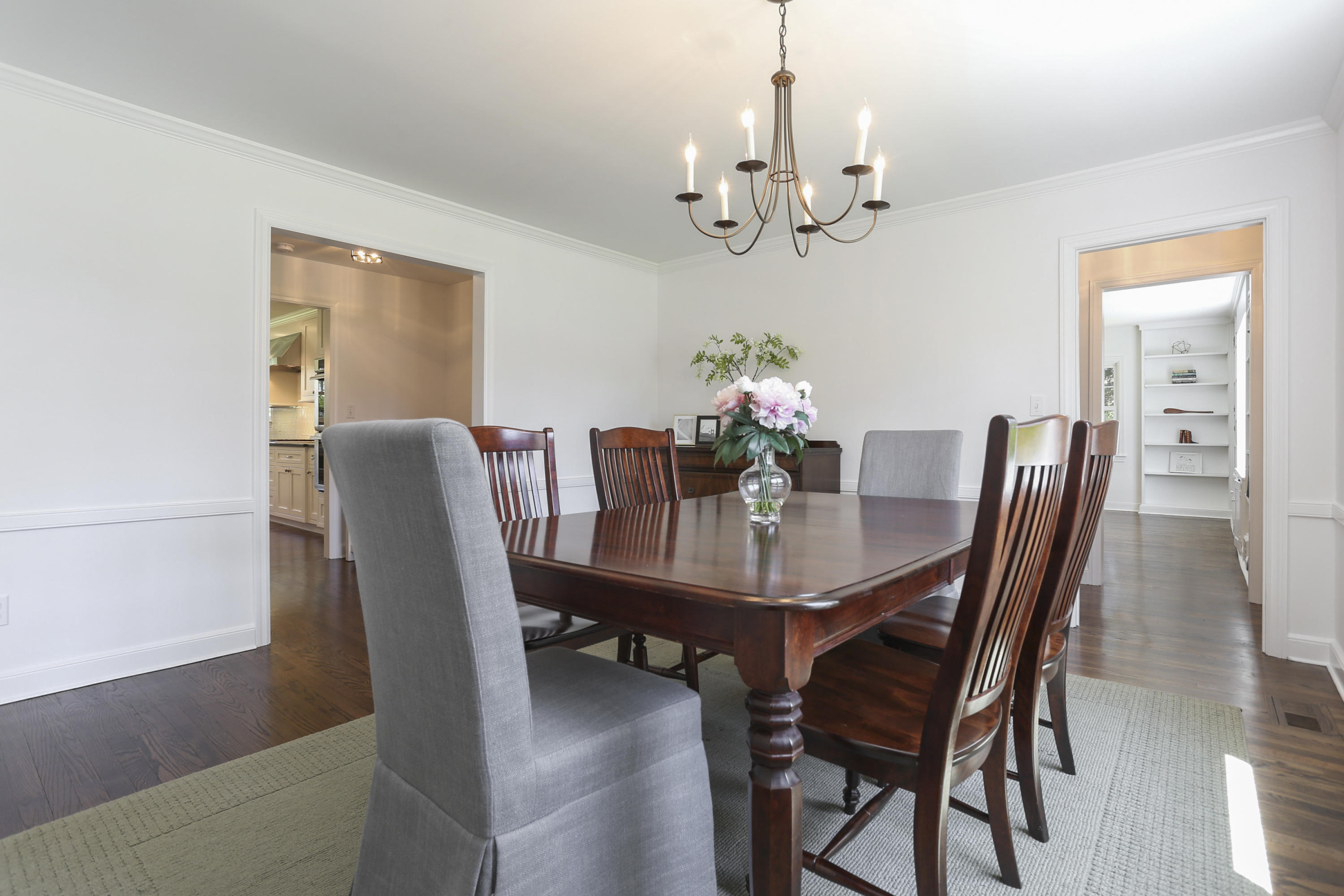 27 Brooks Road New Canaan, CT 06840 - Photo 12 of 40 011-photo-dining-room-8286134