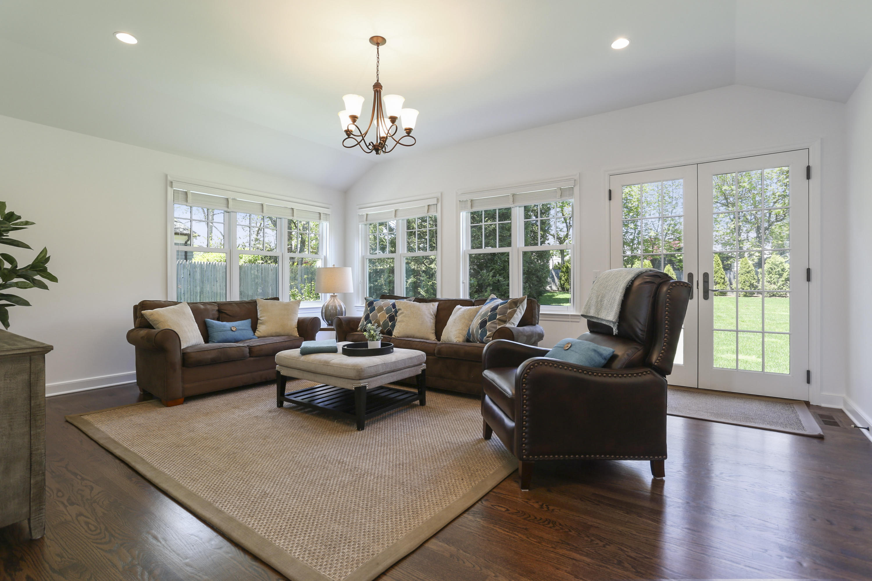 27 Brooks Road New Canaan, CT 06840 - Photo 20 of 40 019-photo-family-room-8286138