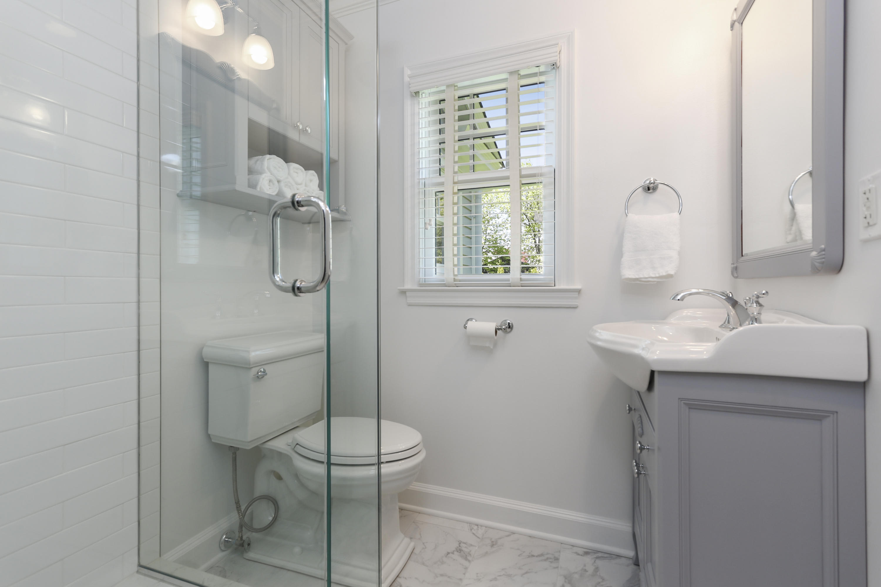 27 Brooks Road New Canaan, CT 06840 - Photo 25 of 40 024-photo-bathroom-8286131