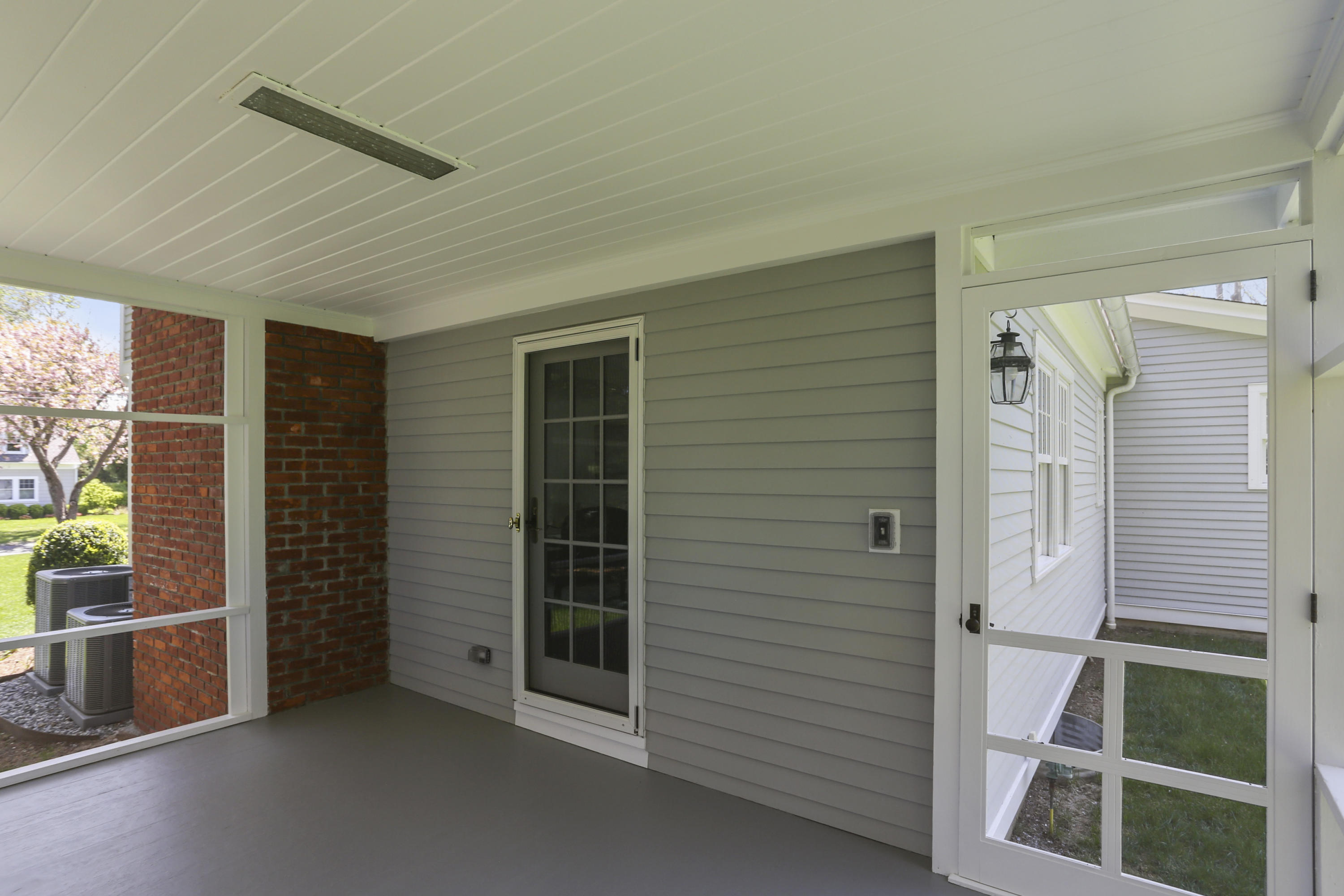 27 Brooks Road New Canaan, CT 06840 - Photo 35 of 40 036-photo-screen-porch-8286154