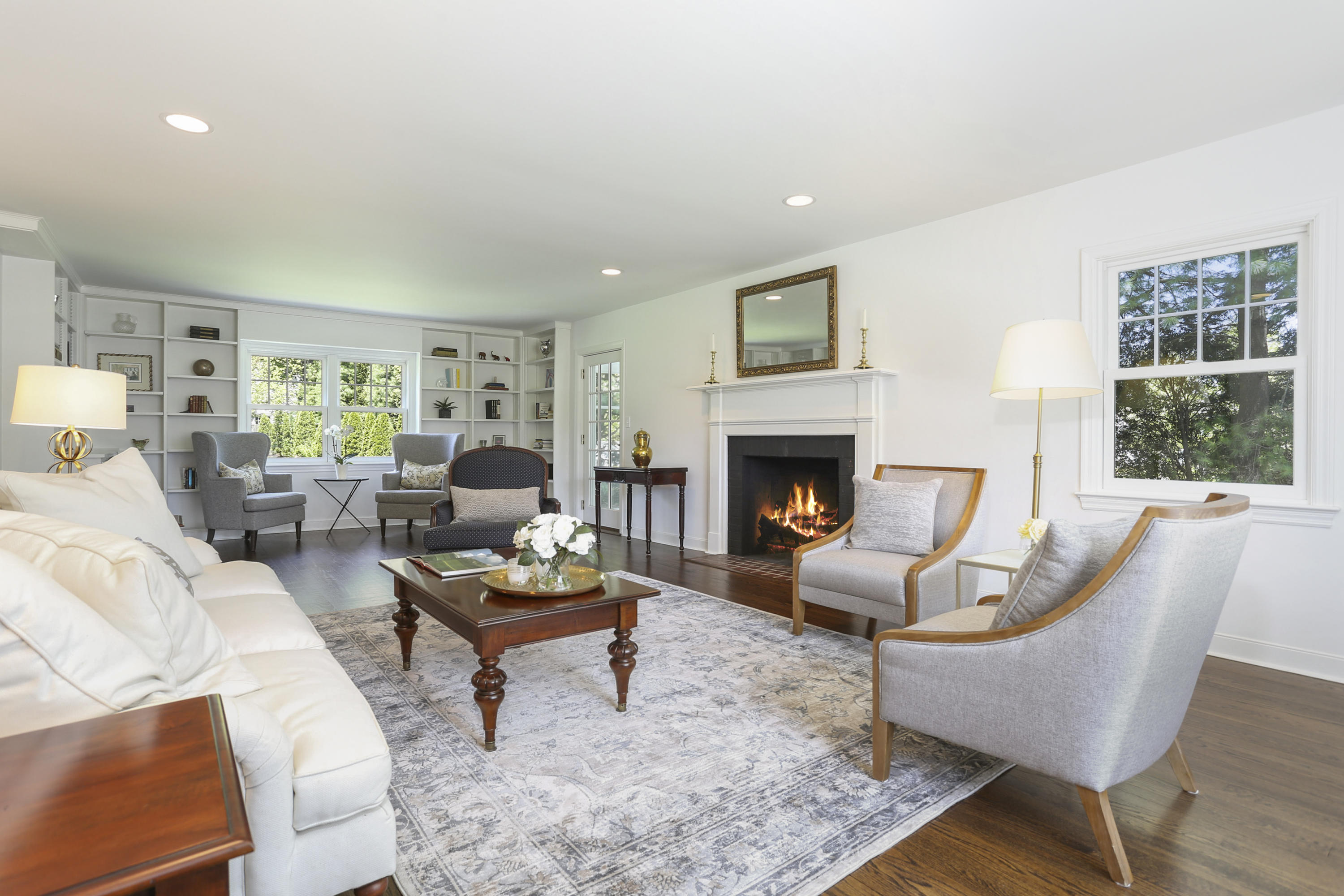 27 Brooks Road New Canaan, CT 06840 - Photo 5 of 40 004-photo-living-room-8286125