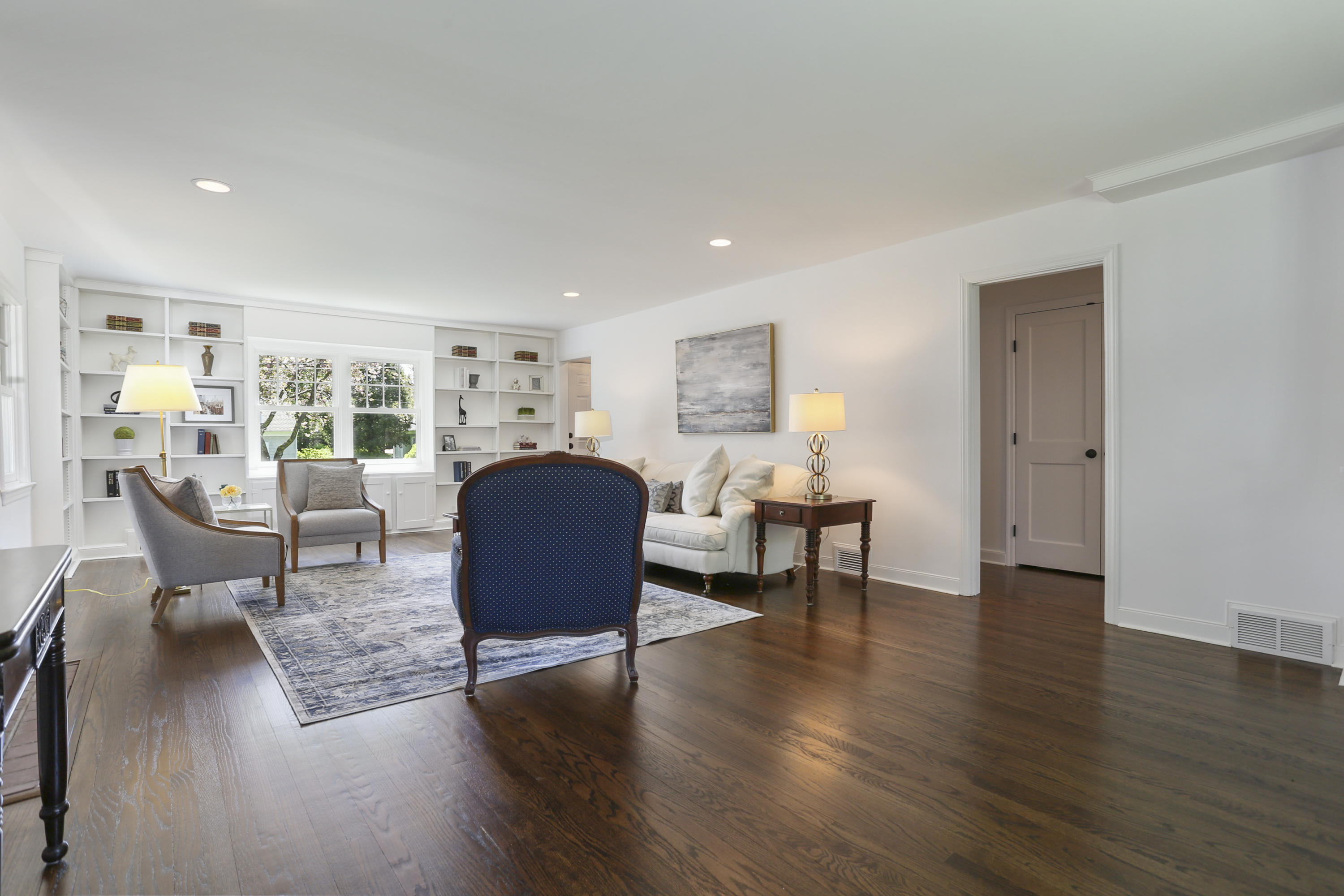 27 Brooks Road New Canaan, CT 06840 - Photo 9 of 40 008-photo-living-room-8286129