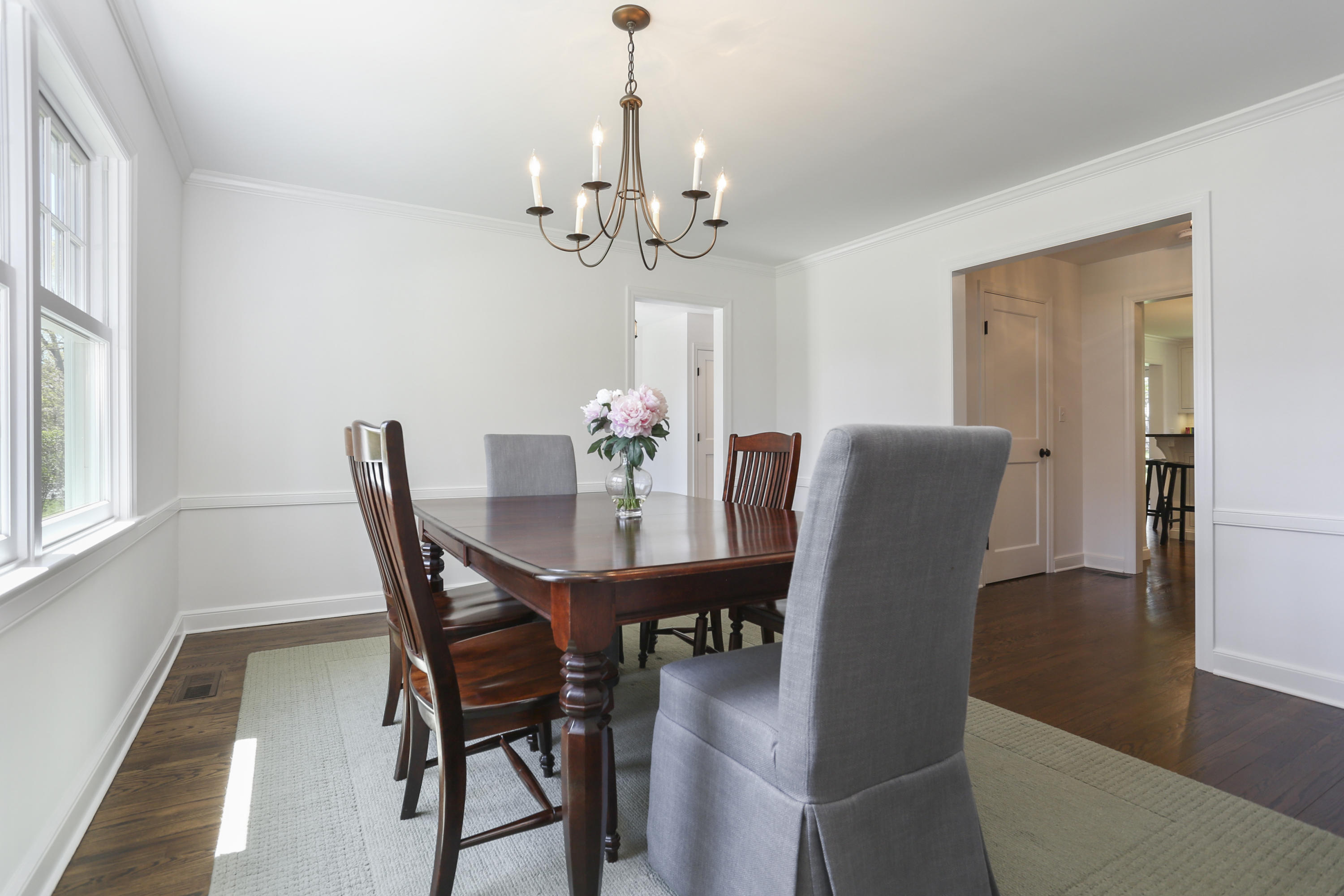 27 Brooks Road New Canaan, CT 06840 - Photo 10 of 40 009-photo-dining-room-8286132