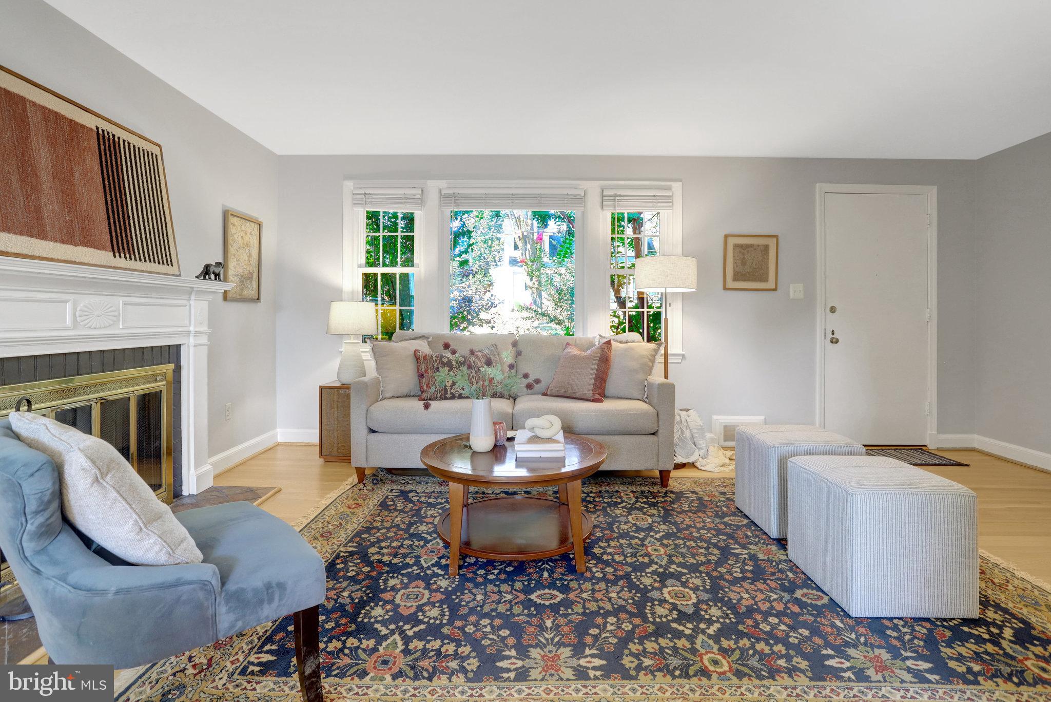 2911 Edgehill Drive Alexandria, VA 22302 - Photo 7 of 38 a living room with furniture and a fireplace
