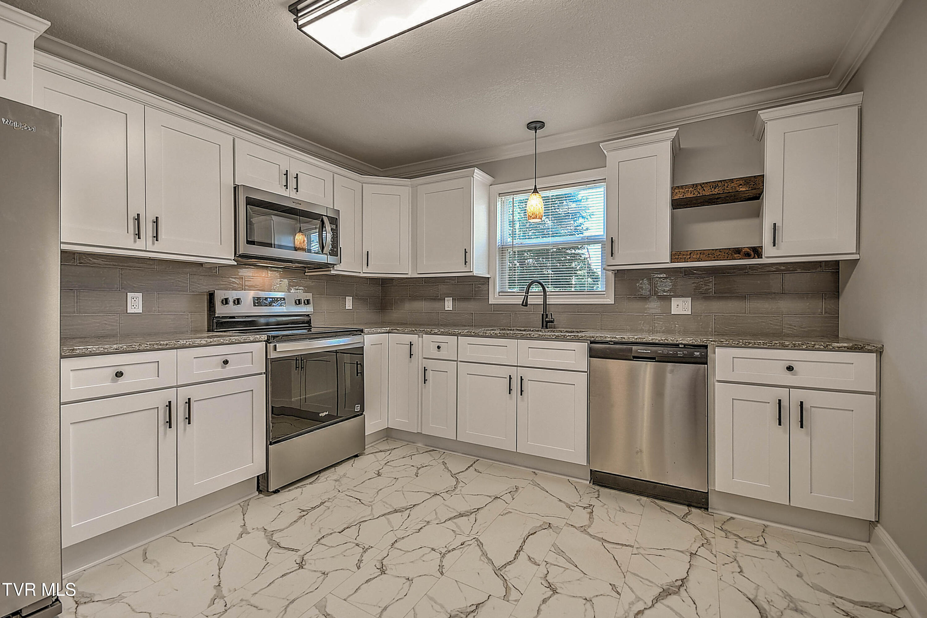 145 Buttermilk Road Johnson City, TN 37615 - Photo 2 of 47 2