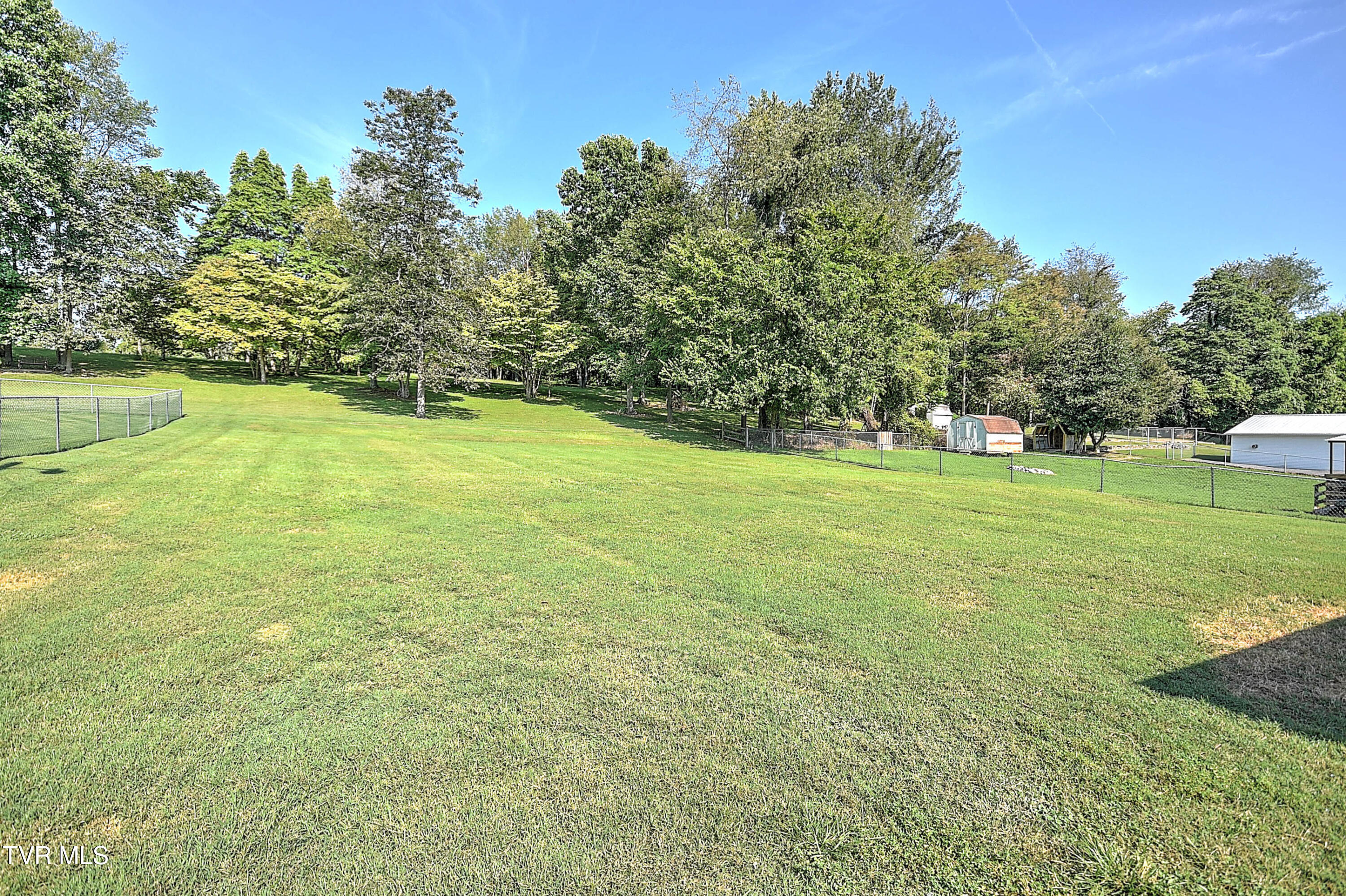 145 Buttermilk Road Johnson City, TN 37615 - Photo 37 of 47 145 Buttermilk FM-39