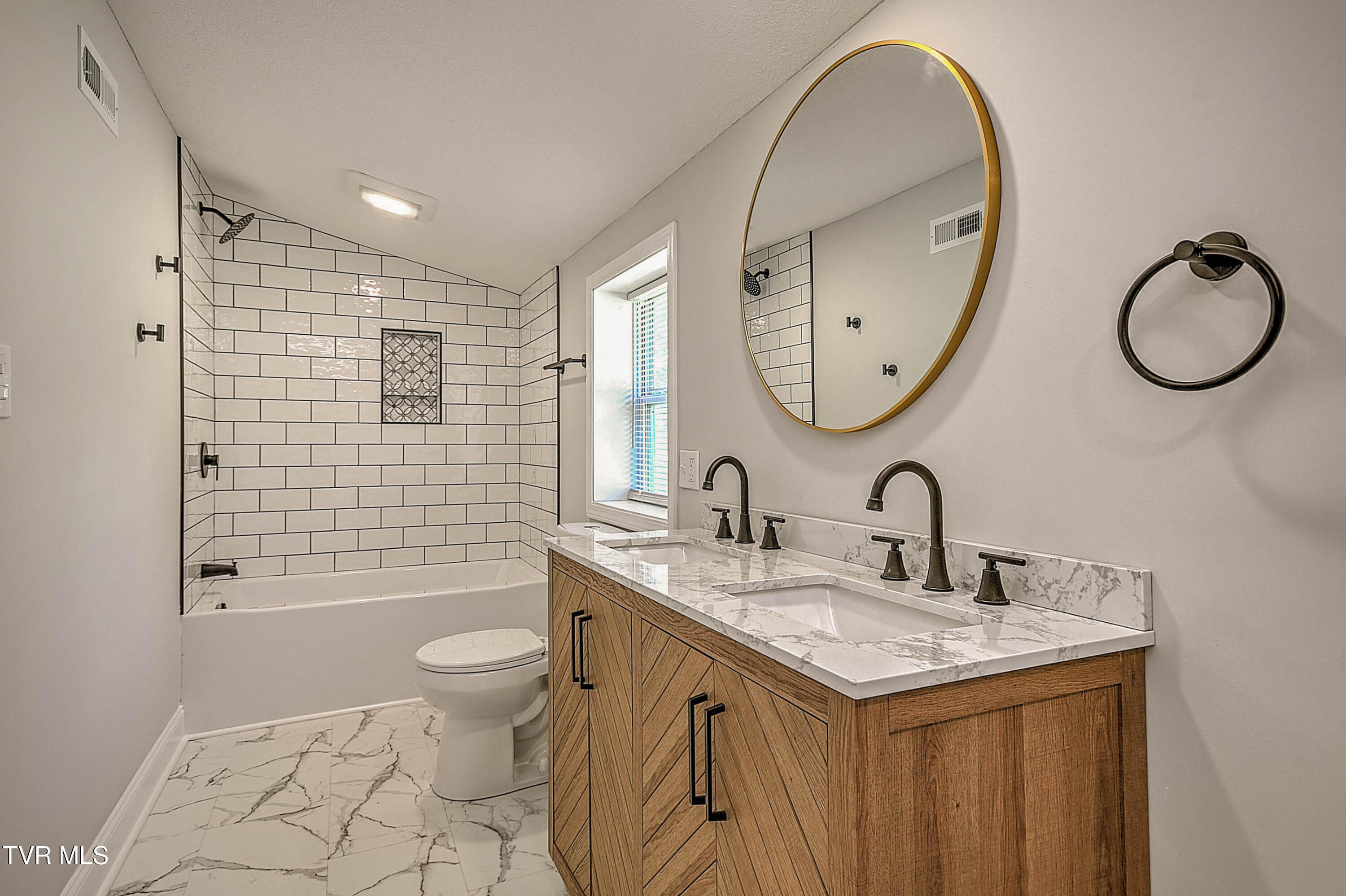 145 Buttermilk Road Johnson City, TN 37615 - Photo 4 of 47 4