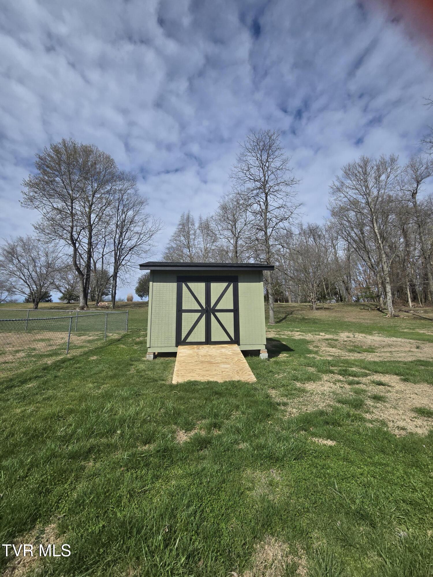 145 Buttermilk Road Johnson City, TN 37615 - Photo 46 of 47 20260318_112028