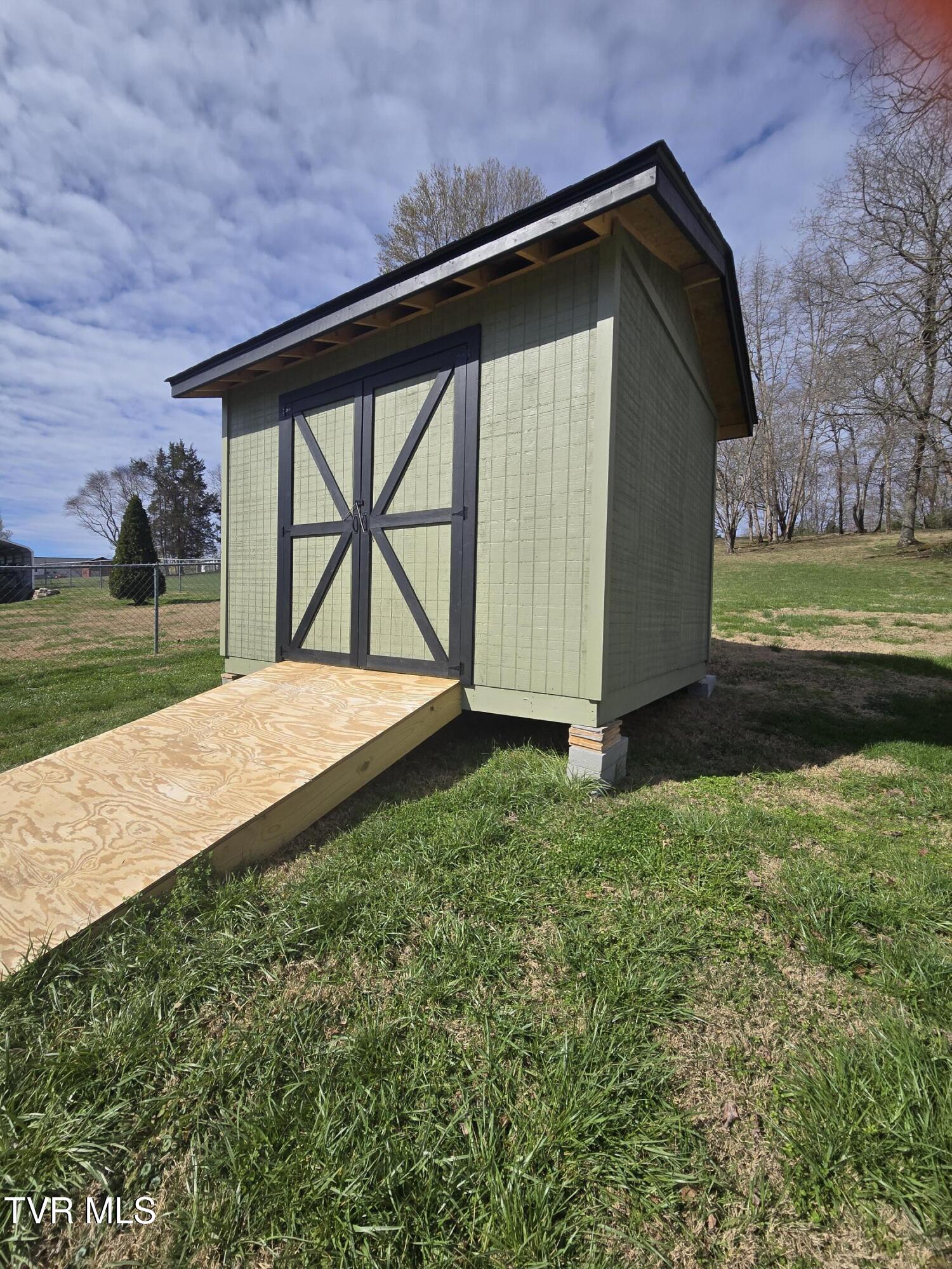 145 Buttermilk Road Johnson City, TN 37615 - Photo 47 of 47 20260318_112052