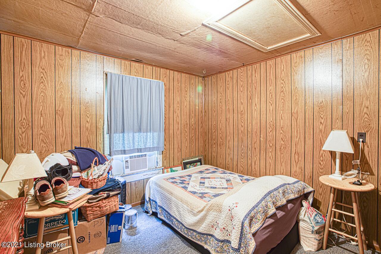 3305 County Line Road Louisville, KY 40229 - Photo 12 of 17 Bedroom 2