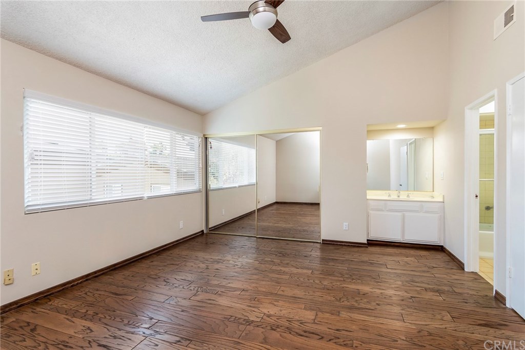 116 South Broadway, Unit E Redondo Beach, CA 90277 - Photo 13 of 17