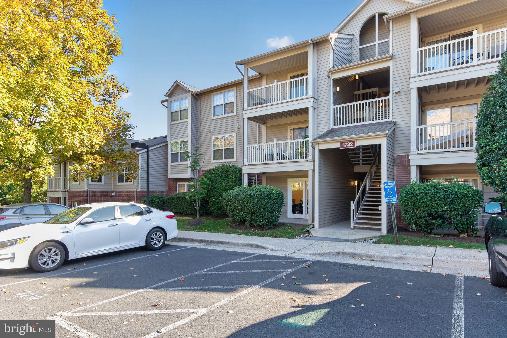 1732 Ascot Way, Unit 1732A Reston, VA 20190 - Photo 35 of 37 Gallery Image 35