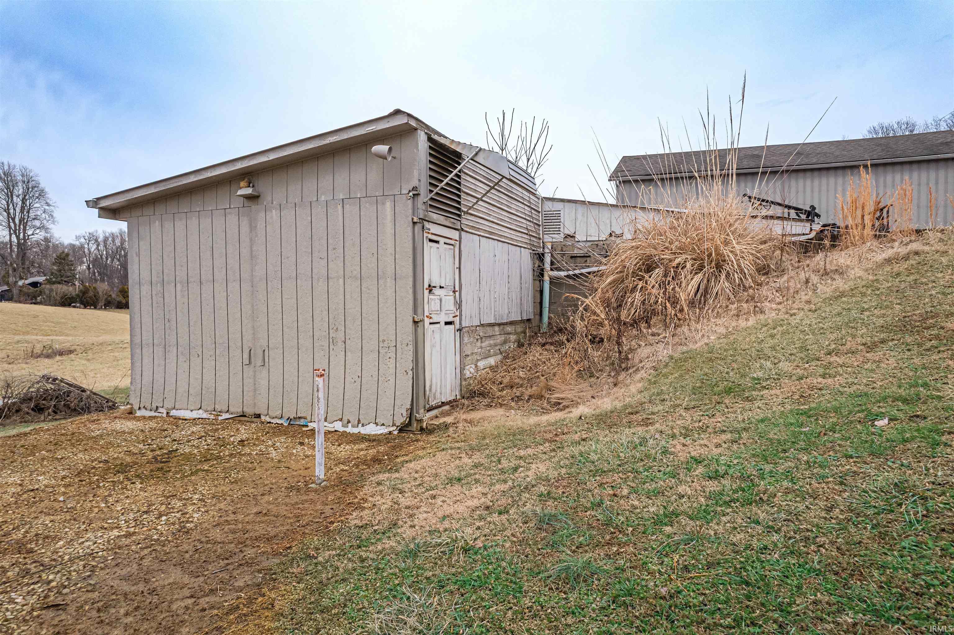 5100 Haines Road Wadesville, IN 47638 - Photo 13 of 34