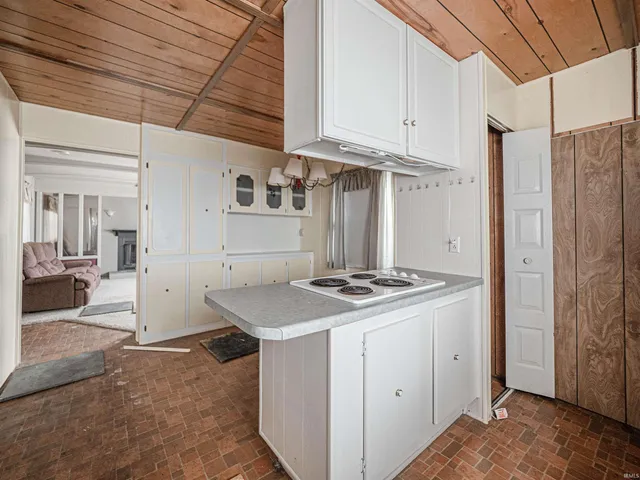 $125,000 | 5100 Haines Road, Wadesville, IN 47638