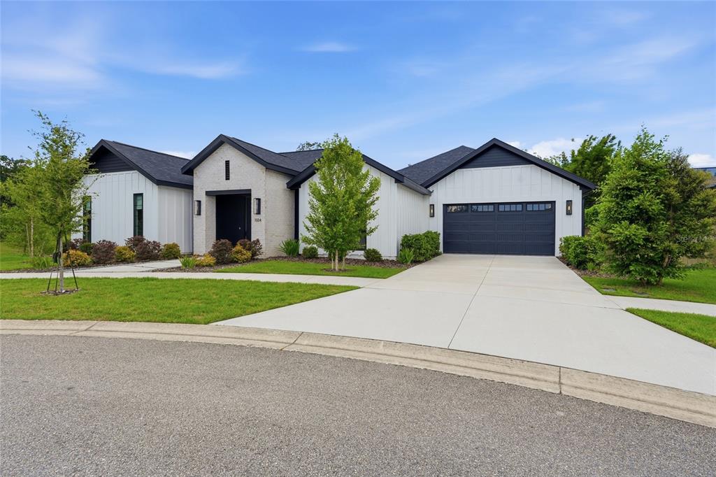 1324 Southwest 120th Drive Gainesville, FL 32607 - Photo 2 of 33