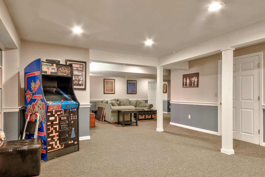 16 Kimball Road Hopkinton, MA 01748 - Photo 28 of 34 Gallery Image 28