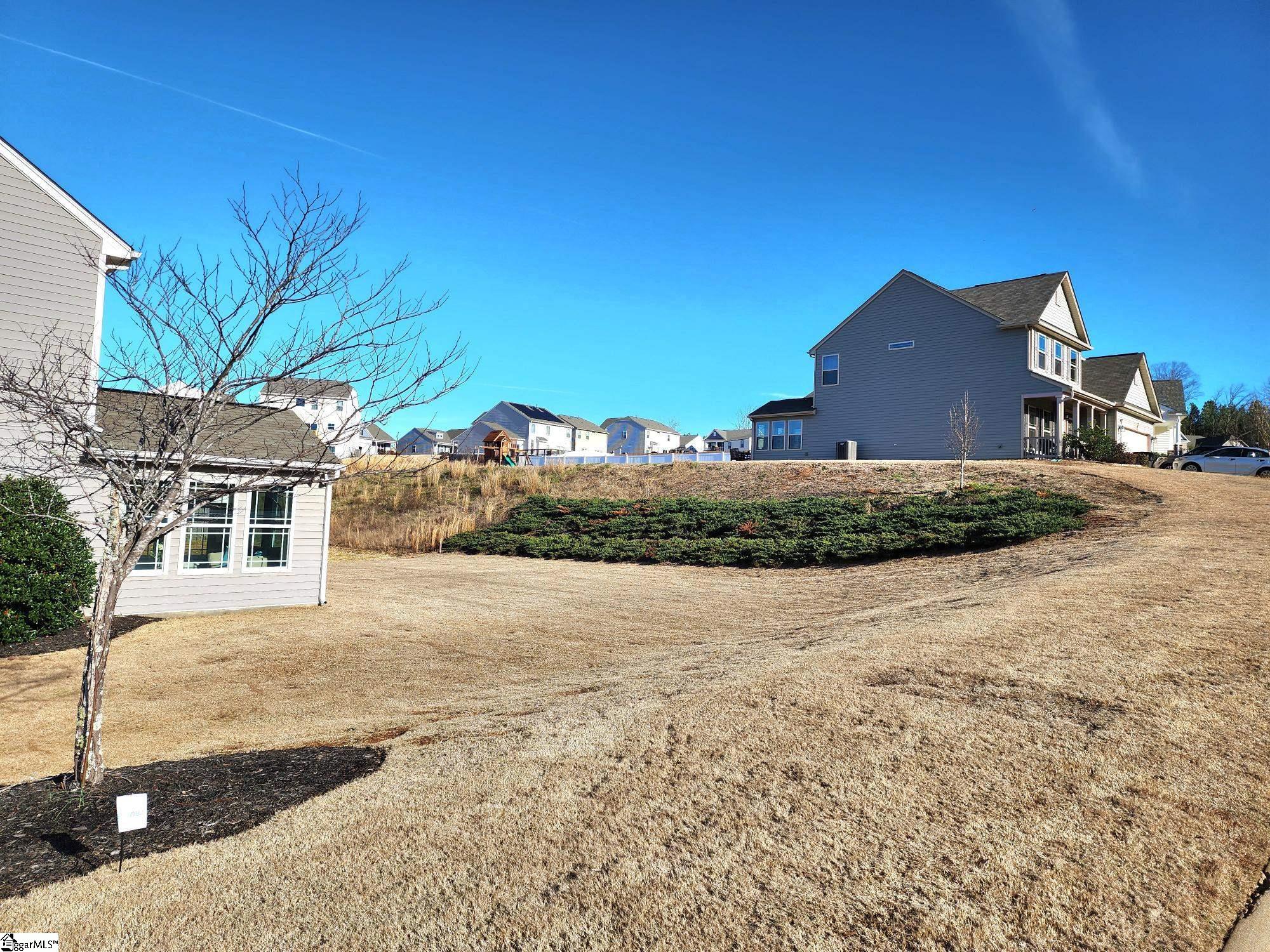 302 Skye Road Easley, SC 29642 - Photo 3 of 21 Gallery Image 3