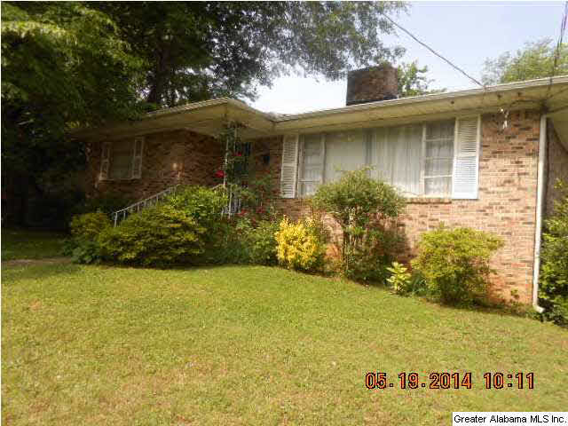 1216 19th Place Southwest Birmingham, AL 35211 - Photo 1 of 9