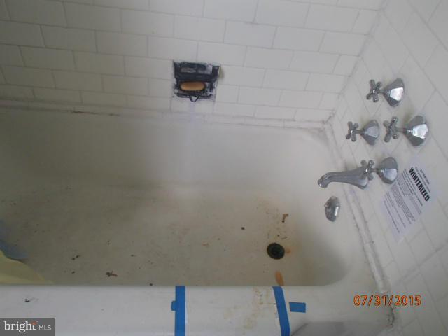 5510 Lothian Road Baltimore, MD 21212 - Photo 15 of 22 Bath