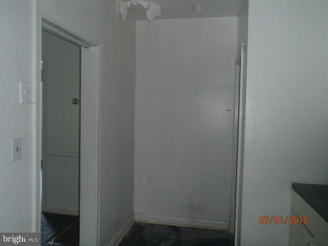 5510 Lothian Road Baltimore, MD 21212 - Photo 7 of 22 Kitchen