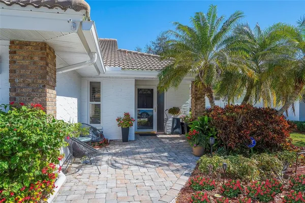 $349,900 | 5803 Garden Lakes Drive, Bradenton, FL 34203