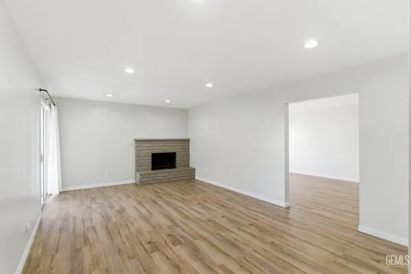 $350,000 | Undisclosed Address, Bakersfield, CA 93306