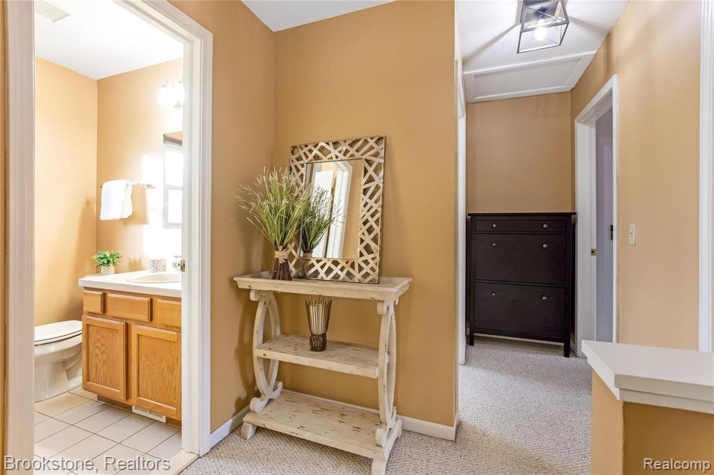 2634 Simpson Drive Rochester Hills, MI 48309 - Photo 20 of 37