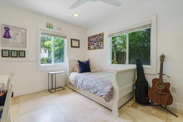 $16,900 | 435 Ridgewood Road, Key Biscayne, FL 33149