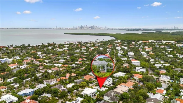 $14,500 | 435 Ridgewood Road, Key Biscayne, FL 33149
