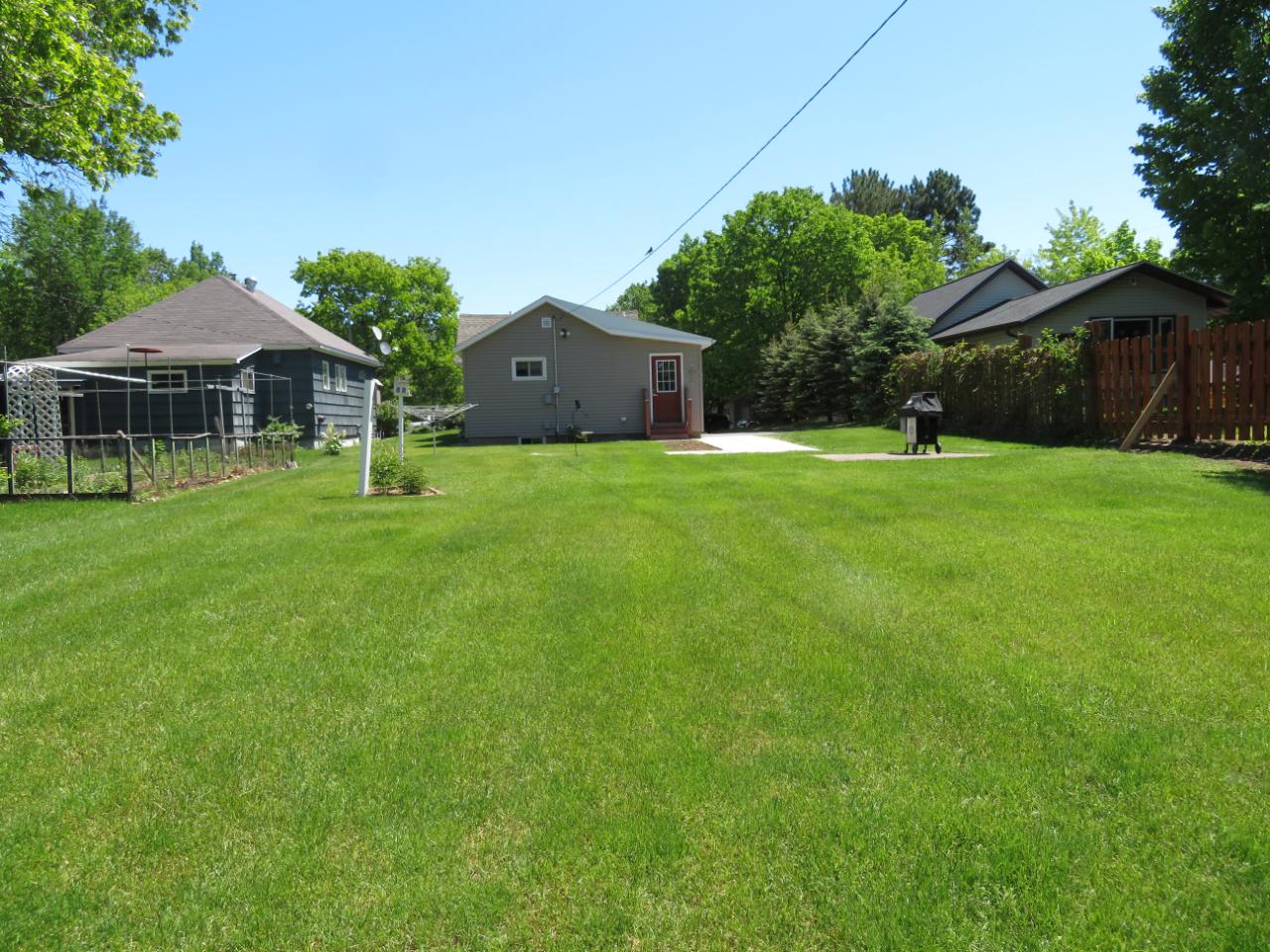 1223 Iverson Street Rhinelander, WI 54501 - Photo 2 of 18 Gallery Image 2