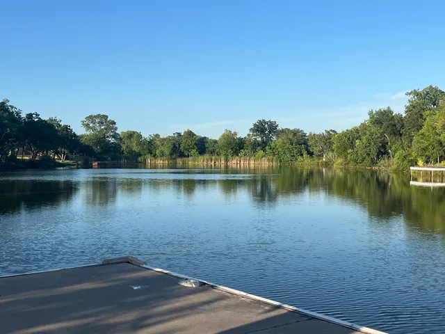 a view of a lake with houses
