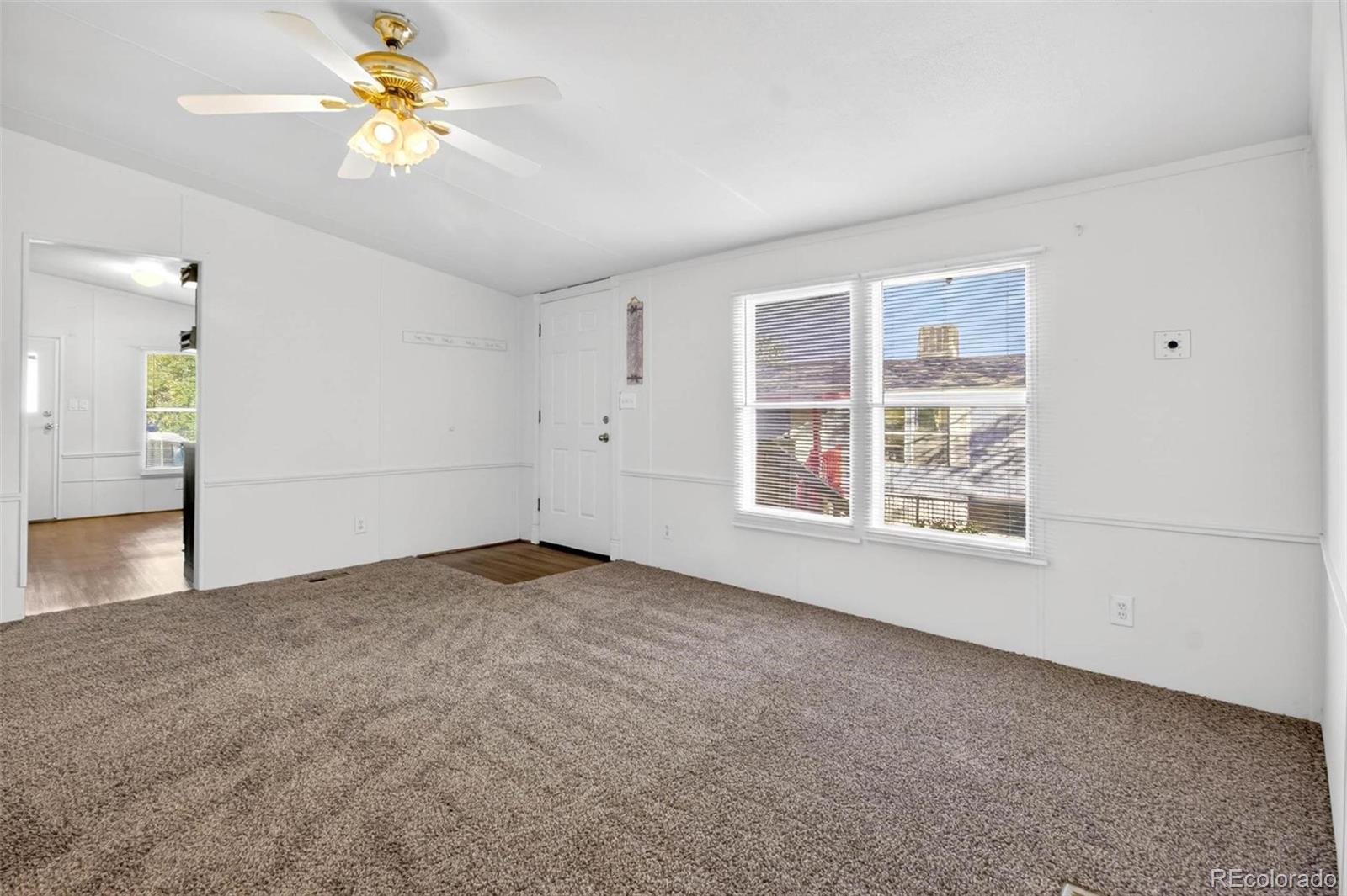 10201 Riverdale Road Thornton, CO 80229 - Photo 3 of 19