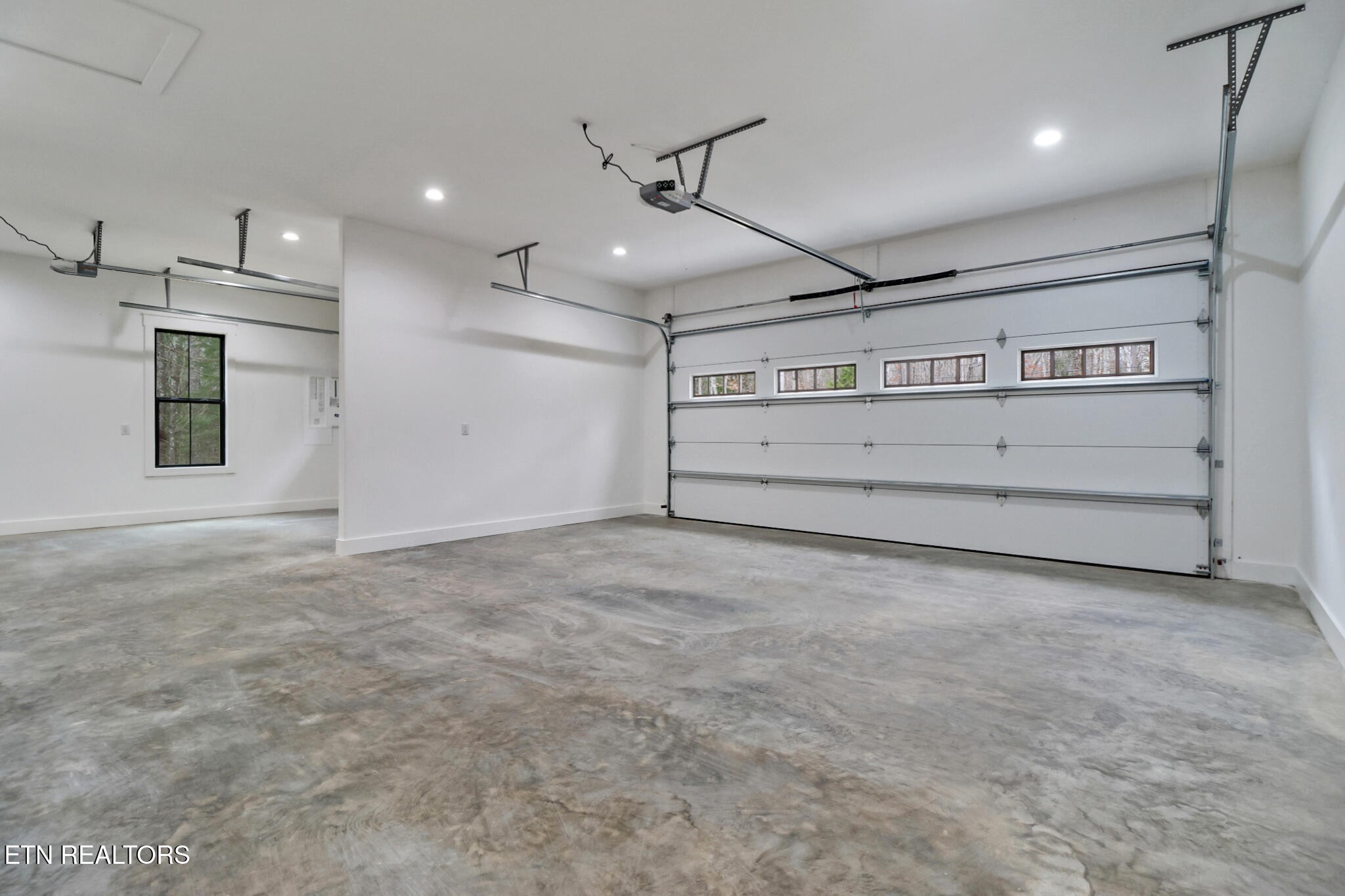 1440 Model Farm Road Jamestown, TN 38556 - Photo 30 of 35 a view of an empty room