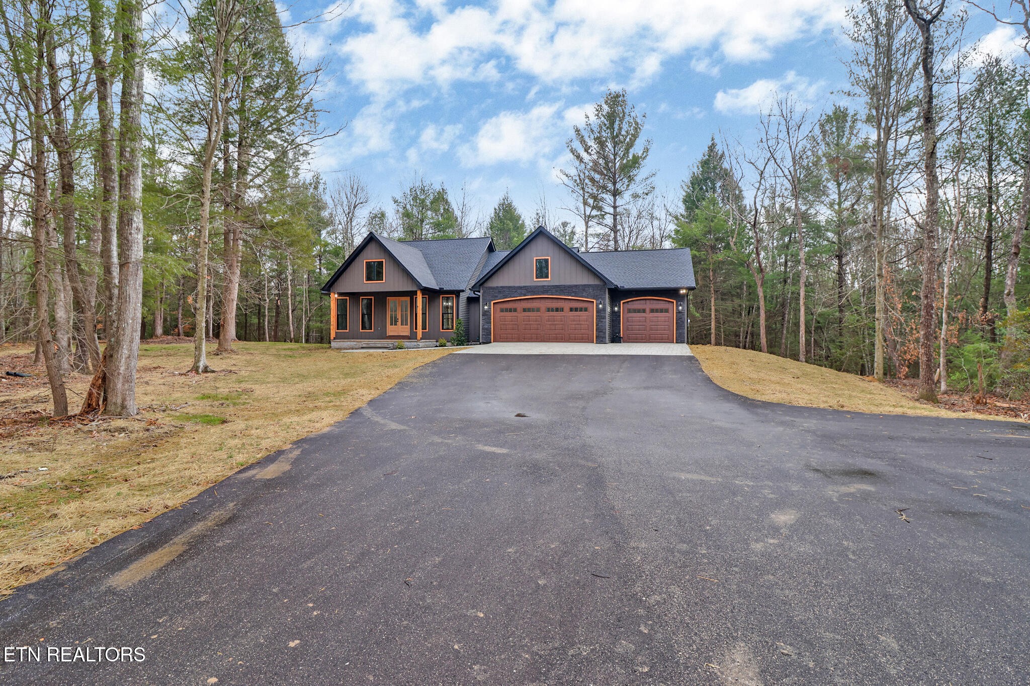 1440 Model Farm Road Jamestown, TN 38556 - Photo 5 of 35 a view of a house with a yard