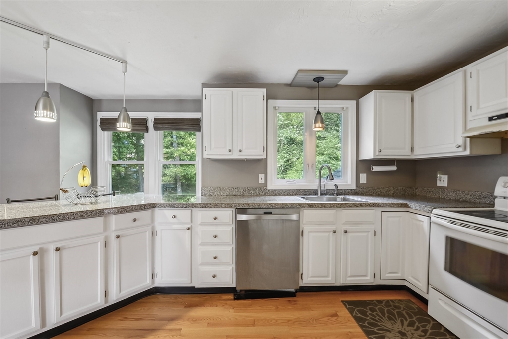 10 French Farm Road Attleboro, MA 02703 - Photo 14 of 25 Gallery Image 14