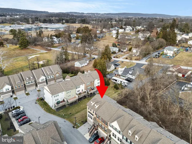 $639,999 | 12 Maxwell Lane, Malvern, PA 19355