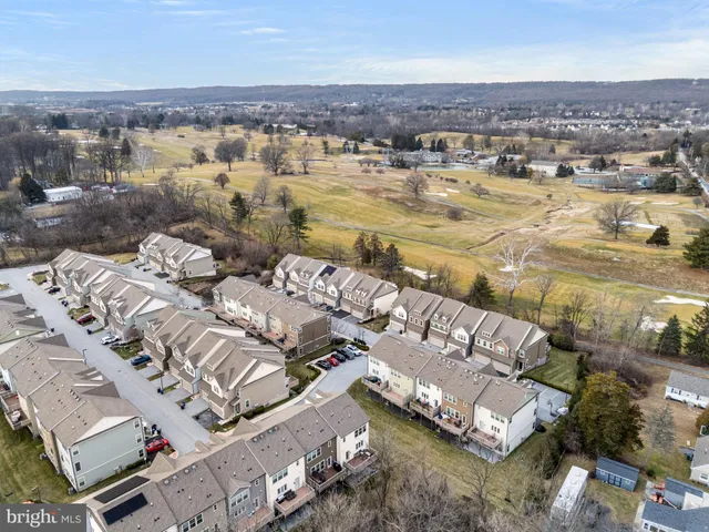 $639,999 | 12 Maxwell Lane, Malvern, PA 19355