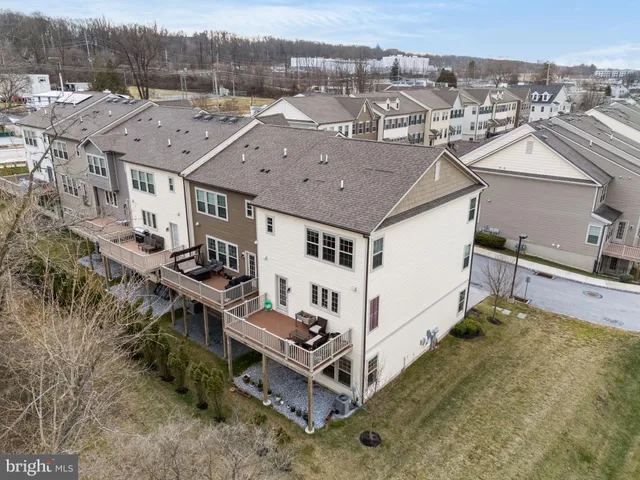 $639,999 | 12 Maxwell Lane, Malvern, PA 19355