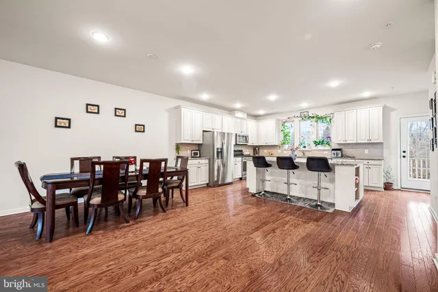 $639,999 | 12 Maxwell Lane, Malvern, PA 19355